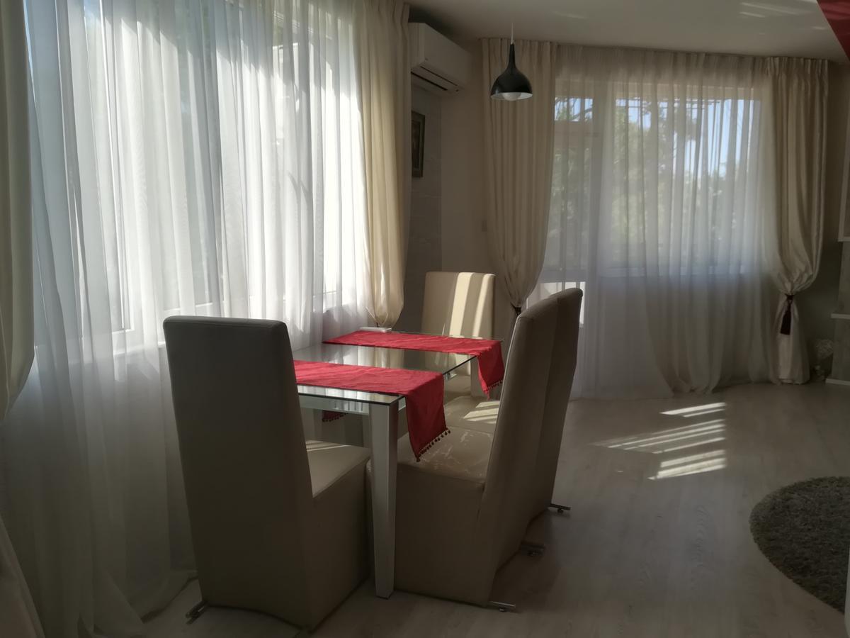 Apartments Topalovi Burgas Bagian luar foto