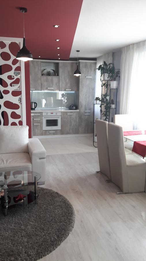 Apartments Topalovi Burgas Bagian luar foto