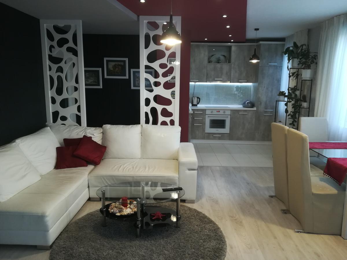 Apartments Topalovi Burgas Bagian luar foto