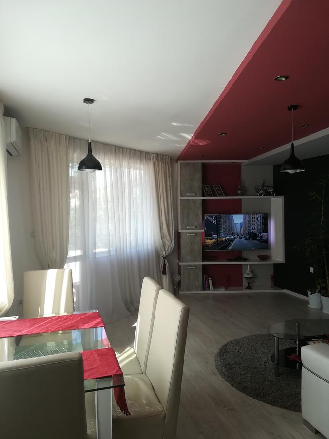 Apartments Topalovi Burgas Bagian luar foto